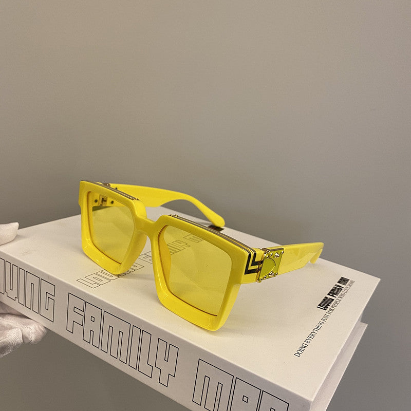 Retro Squared frames